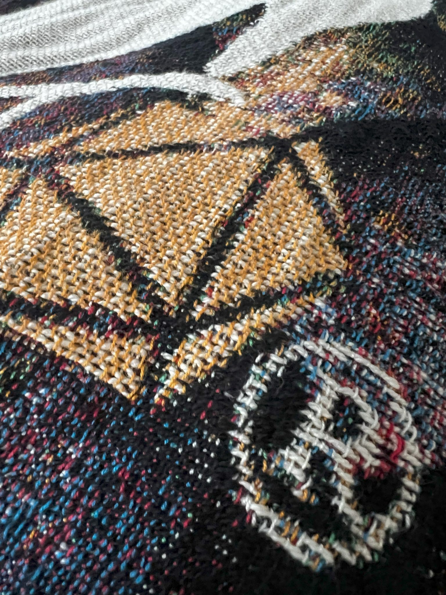 Rainbow Dragonscale Woven Throw - Image 5